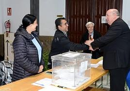 Encuentro del Obispo Francisco Jesús Orozco Mengíbar con el pastor principal de la Iglesia Evangélica.