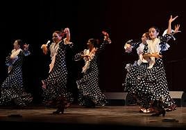 Un momento del encuentro, el viernes en el teatro Isabel la Católica.