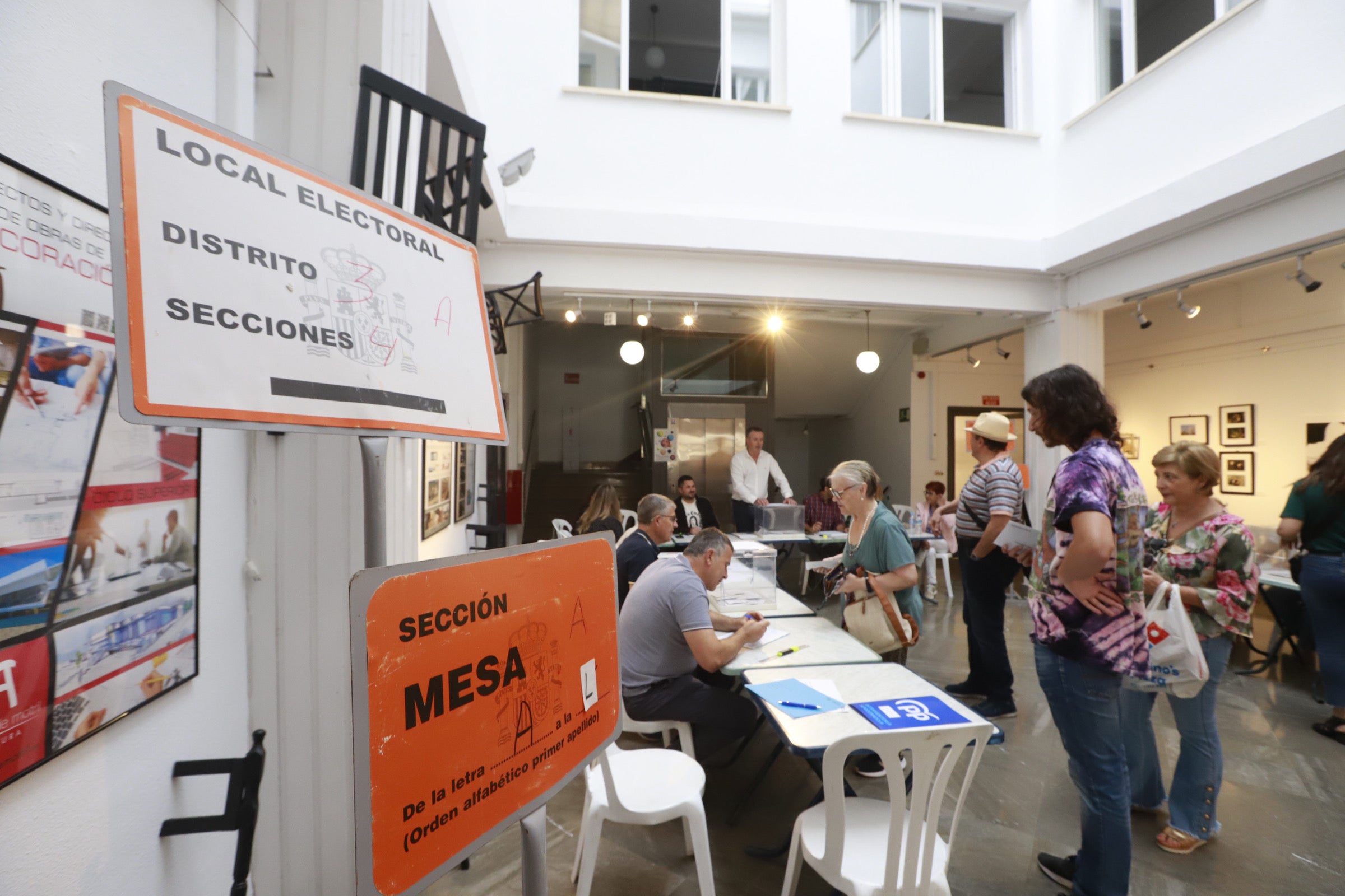 La Costa Tropical vota por el 28M