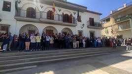 Minuto de silencio en el Ayuntamiento de Las Gabias.