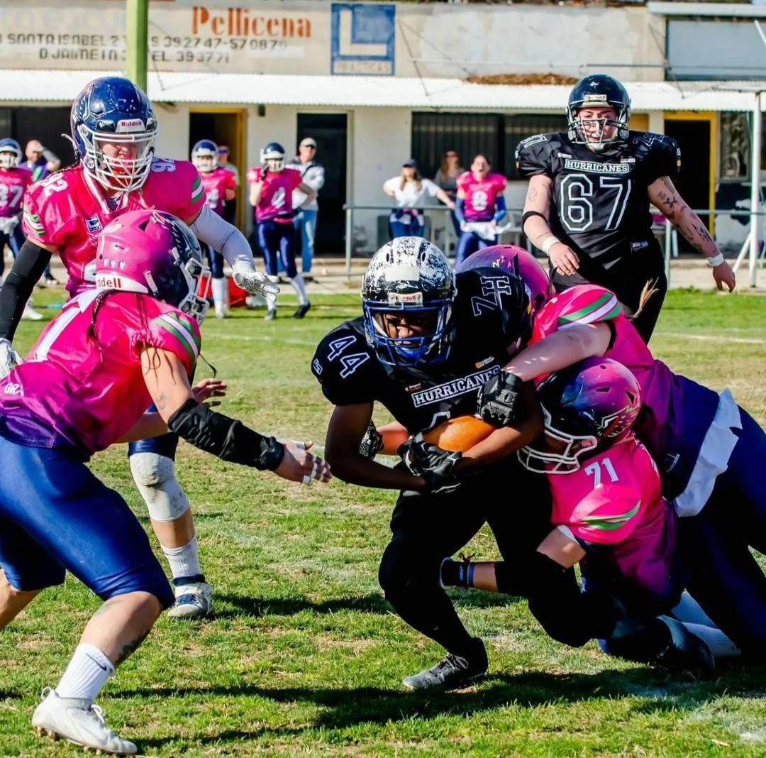 Lance de juego de un partido del Granada Valkirias.