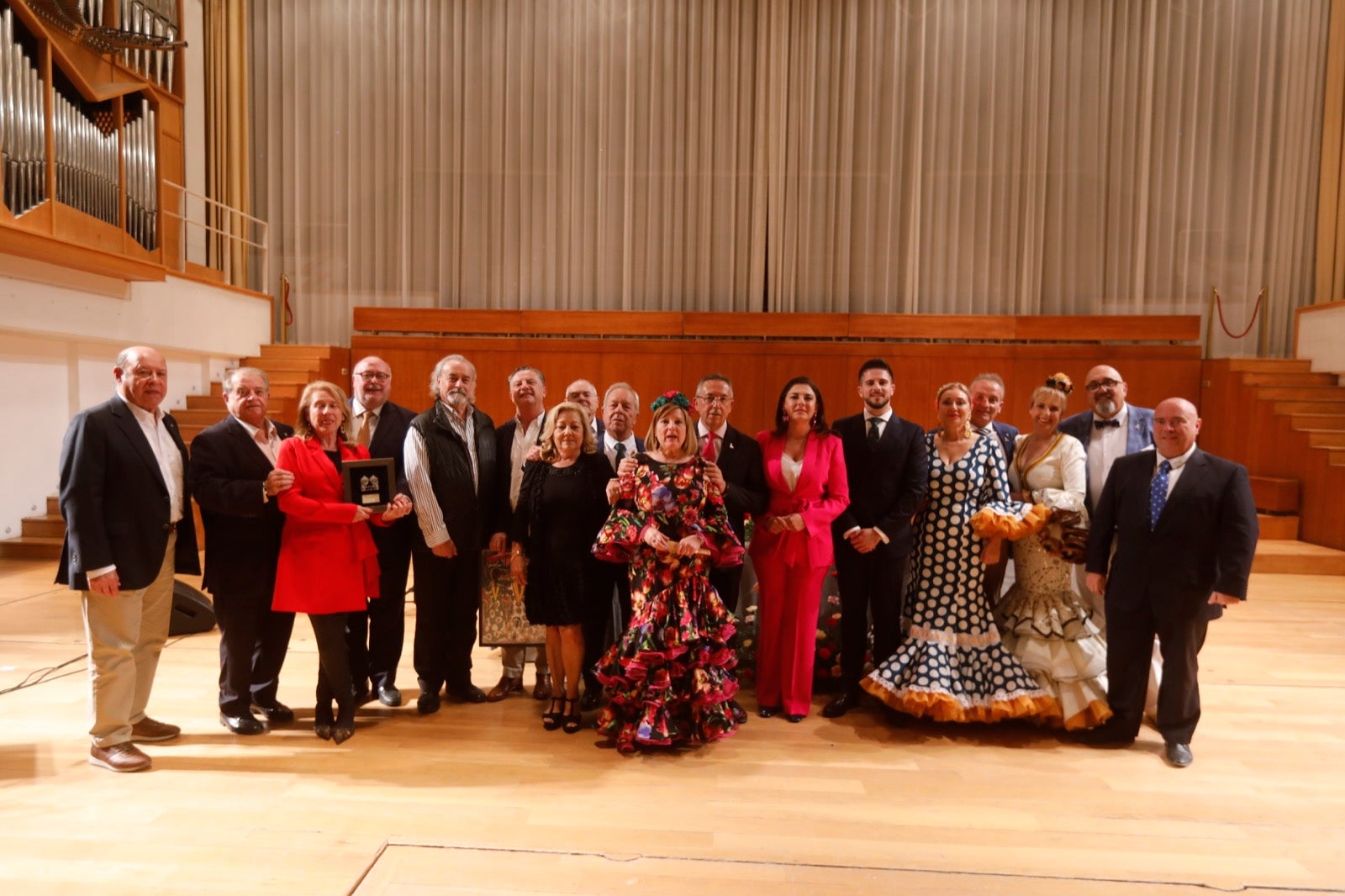 IDEAL recibe el Zaguán de Plata de la Federación de Casetas Tradicionales