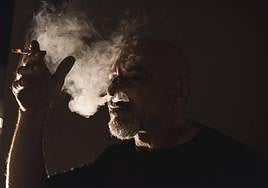 Una treintena de espacios 'sin humo' previene en Almería de muertes por consumir tabaco y cáncer