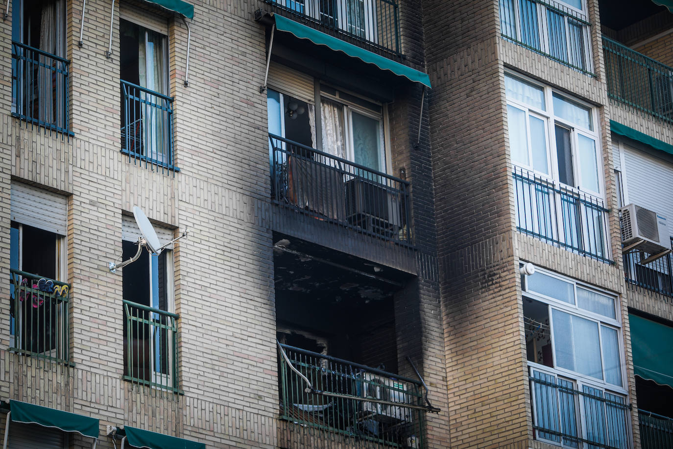 Imagen de la fachada de la vivienda de la Chana siniestrada.