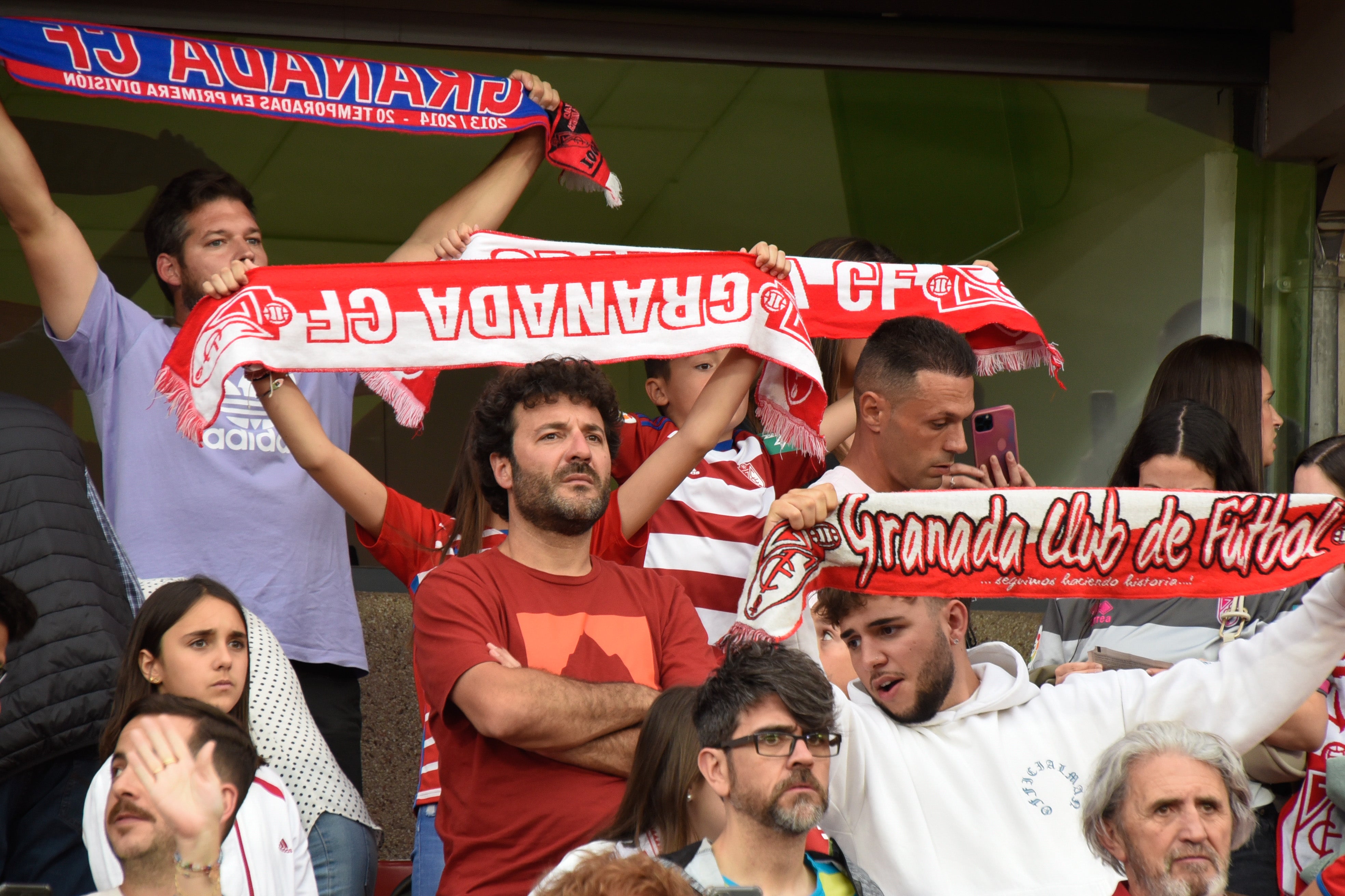 Encuéntrate en el partido del equipo femenino del Granada