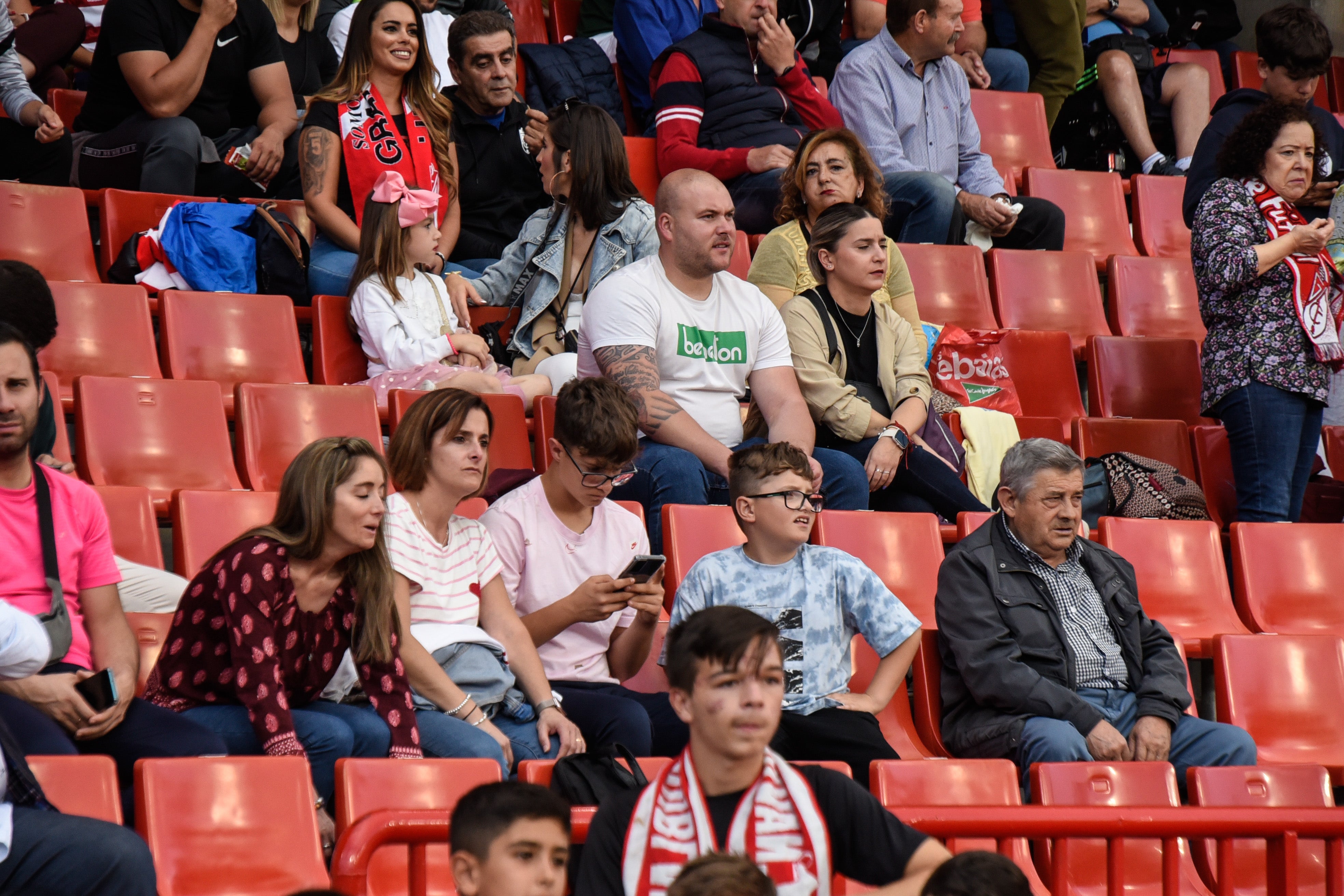 Encuéntrate en Los Cármenes en el Recreativo-Avilés