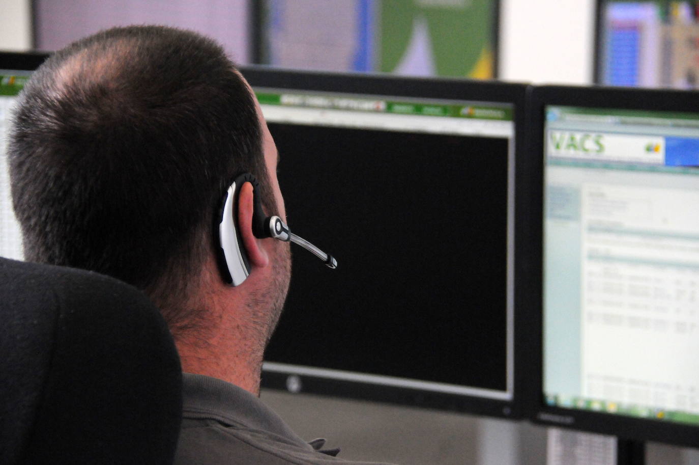 Un operario, en su puesto de trabajo.