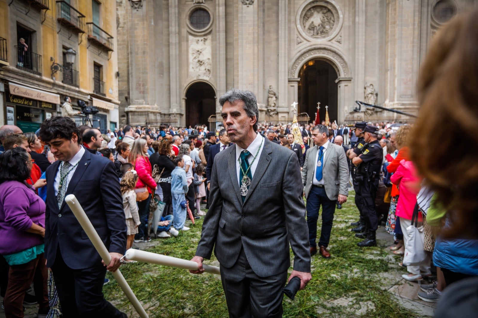 Las imágenes de la procesión del Corpus y la Tarasca por las calles de Granada