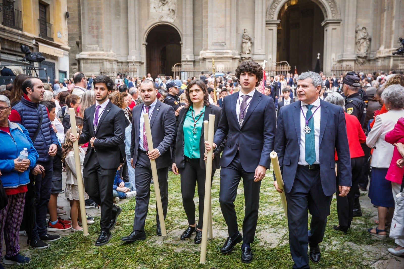 Las imágenes de la procesión del Corpus y la Tarasca por las calles de Granada