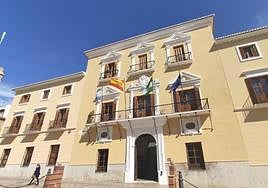 El Ayuntamiento de Motril.