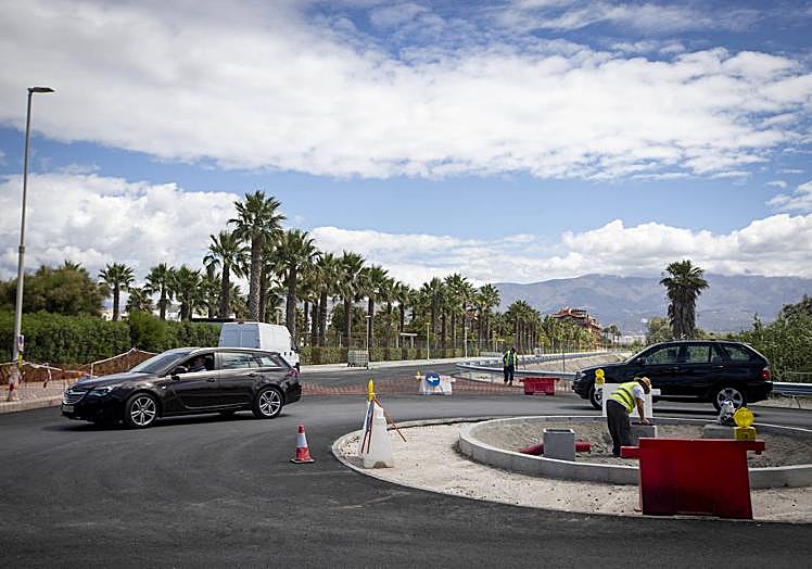 Imagen principal - Playa Granada agota el suelo disponible y estrenará otras 436 viviendas este verano