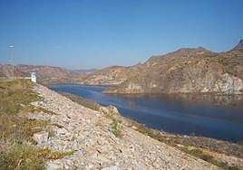 Vista general del pantano de Cuevas del Almanzora.