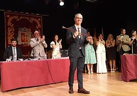 Luis Mariano Camacho, alcalde de Bailén, tras ser investido.