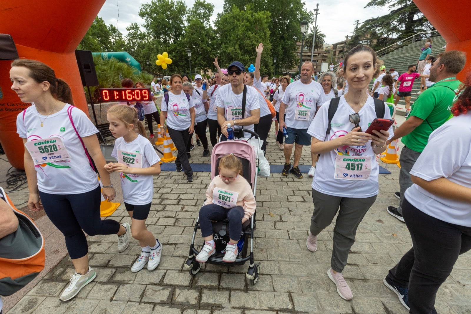 Granada marcha contra el cáncer