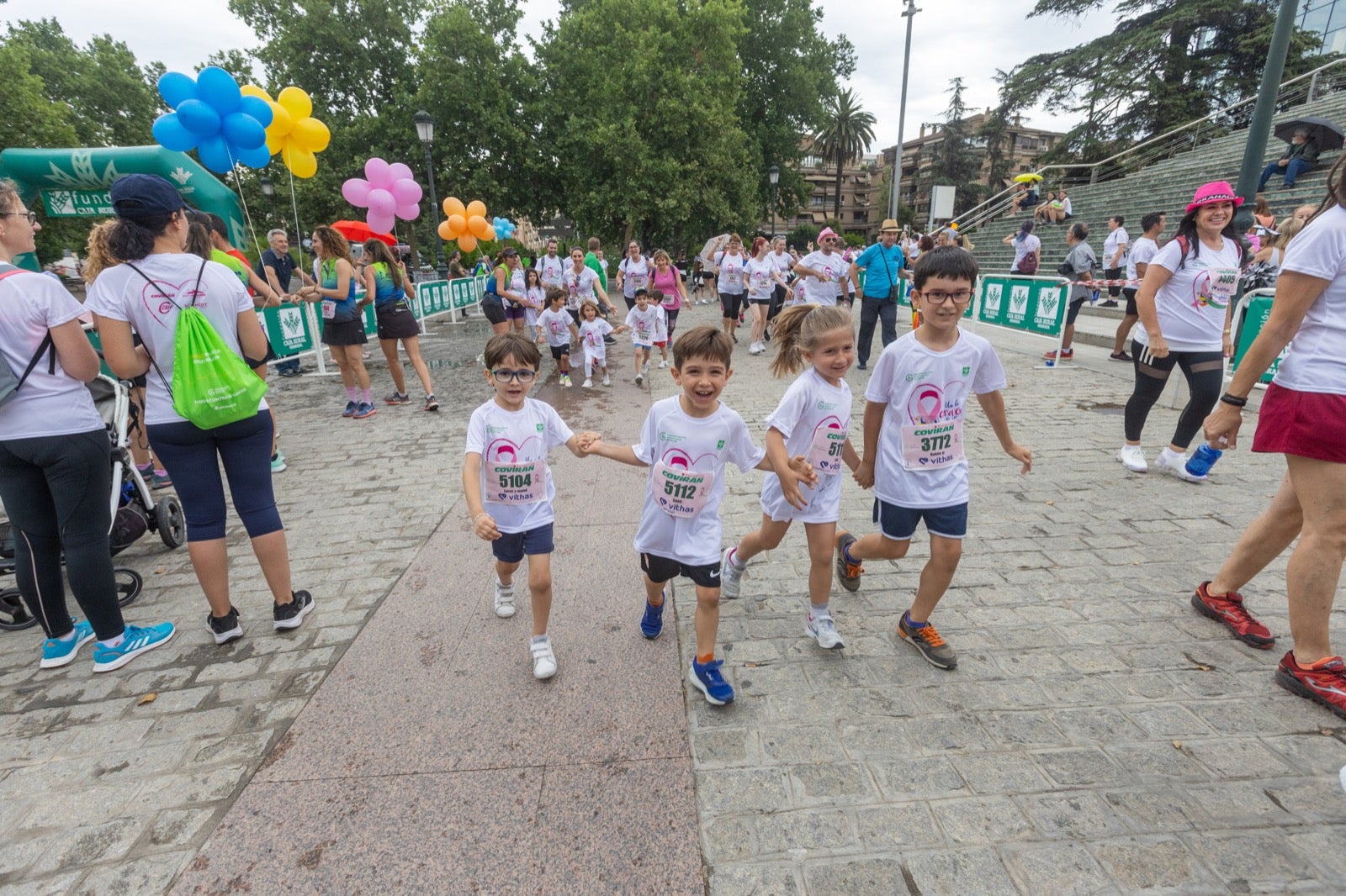 Granada marcha contra el cáncer