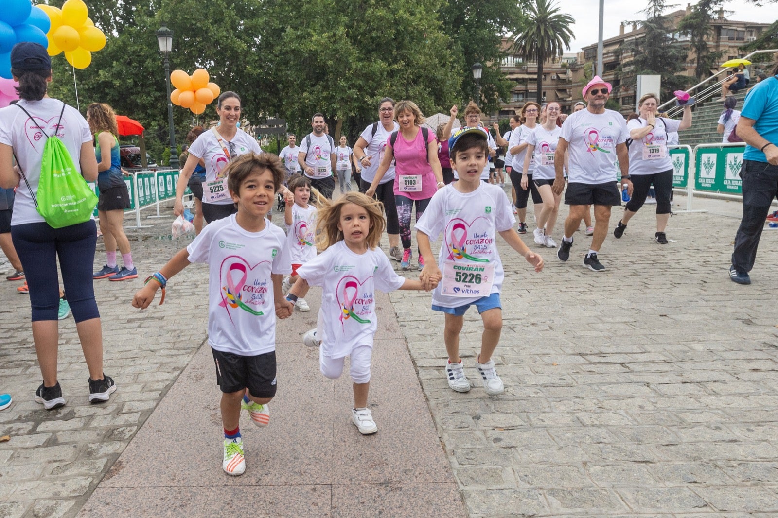 Granada marcha contra el cáncer