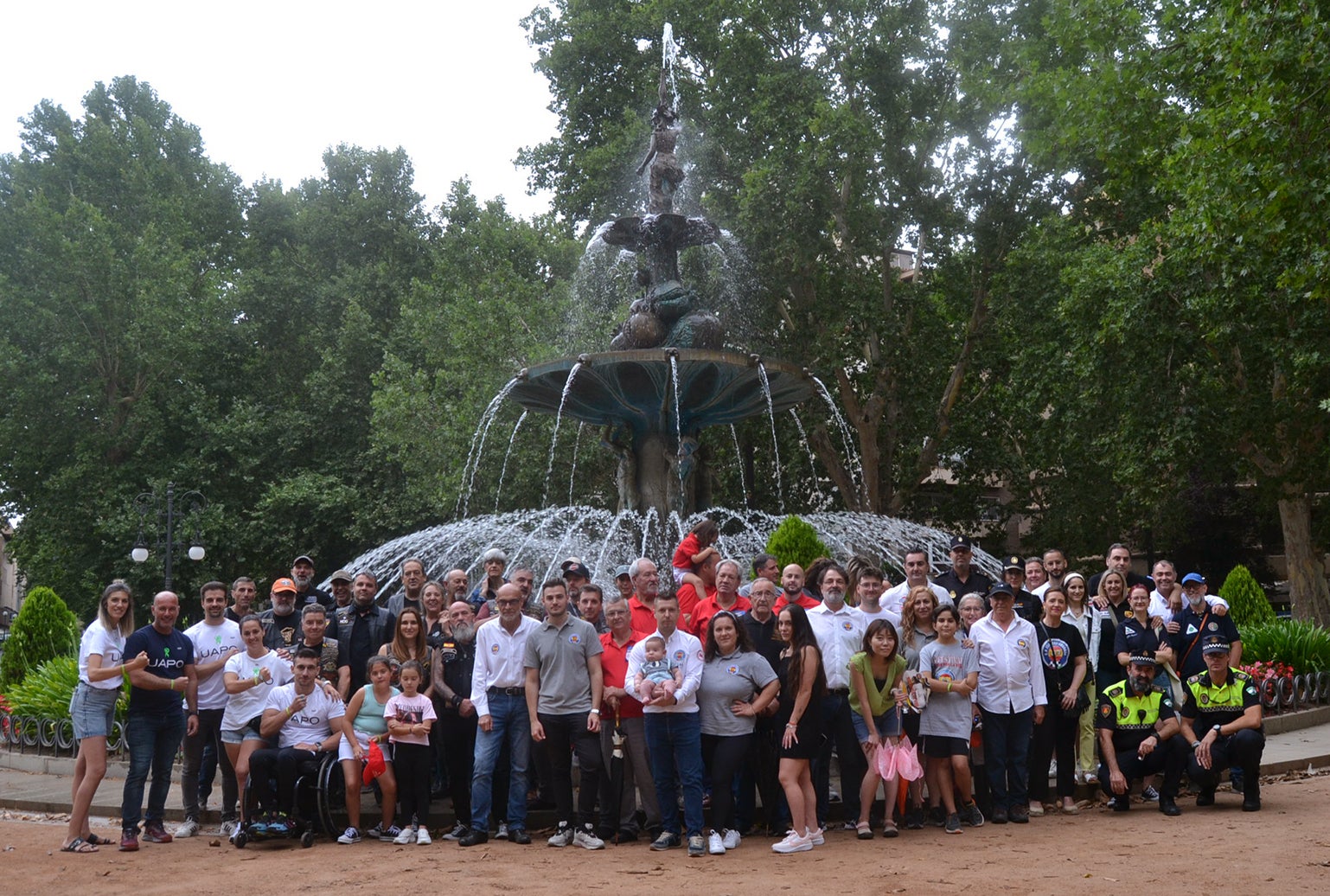 Los motores de Granada rugen por una buena causa