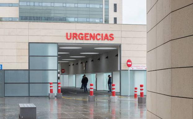 Hospital Clínico San Cecilio, donde se ha ingresado al menor.