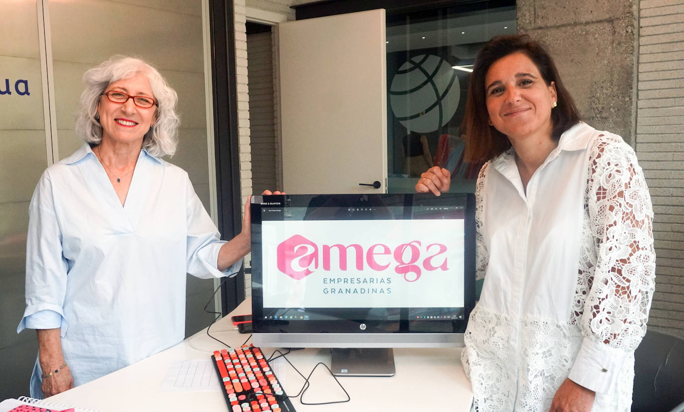 Rafaela García Nieto y Patricia Pérez Soler, vicepresidenta y presidenta de AMEGA.