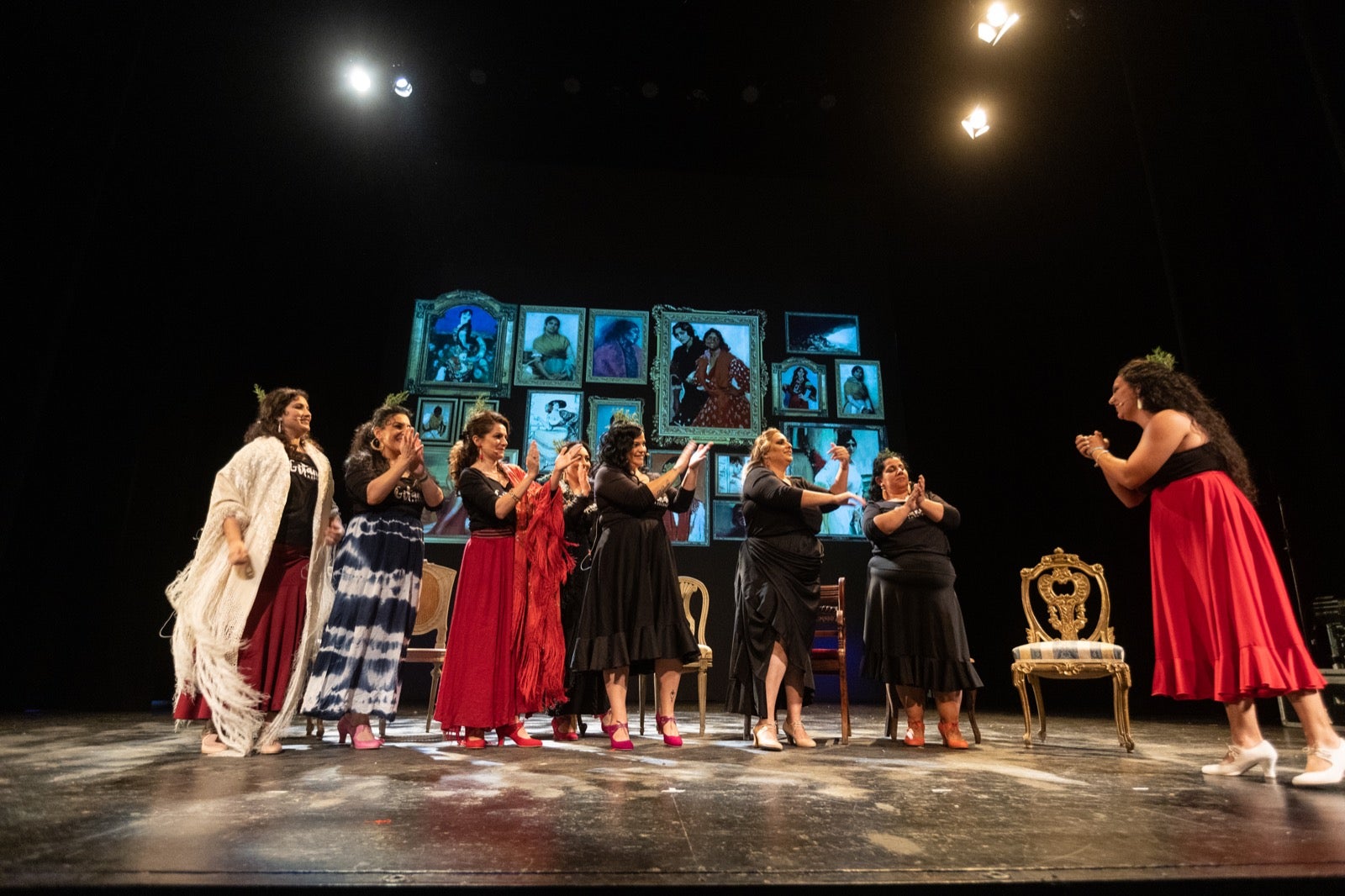 La compañía Gitanas a escena, en imágenes