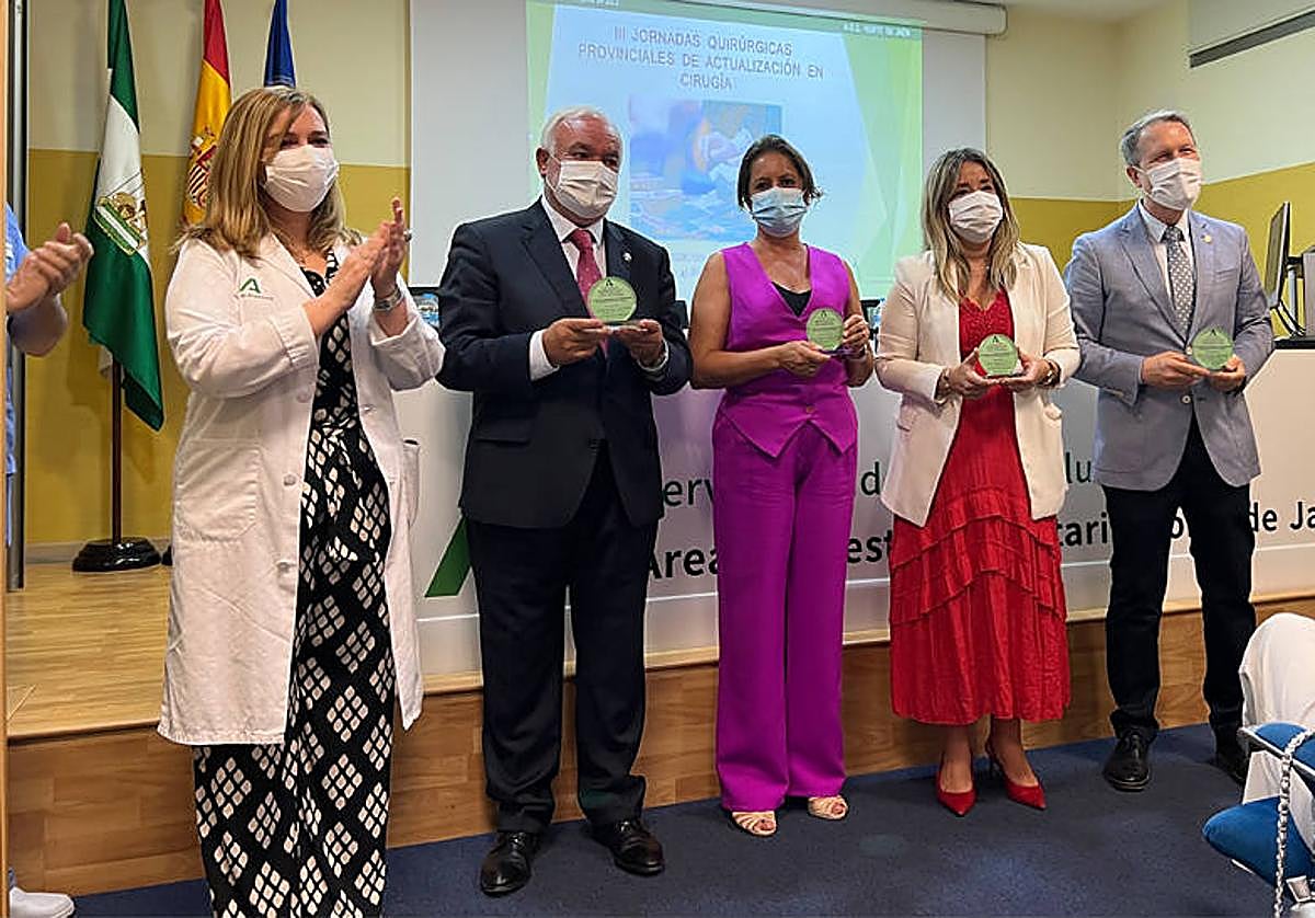 Celebración de las IIIJornadas Quirúrgicas Provinciales de Actualización en Cirugía en el Hospital de Linares.