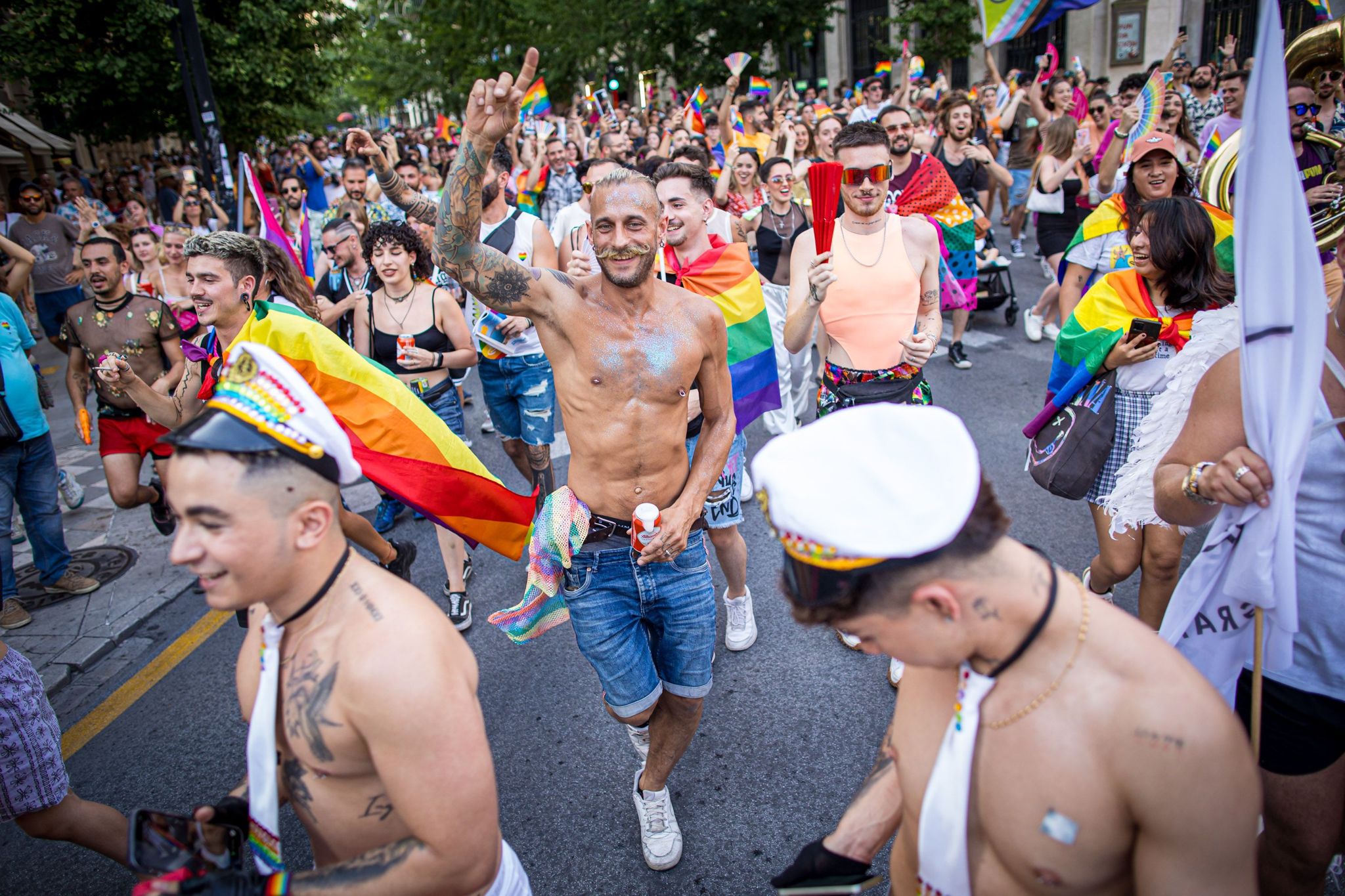 La manifestación del orgullo LGTBI de Granada, en imágenes