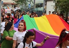 'Salir del armario': el trago por el que hay que seguir pasando