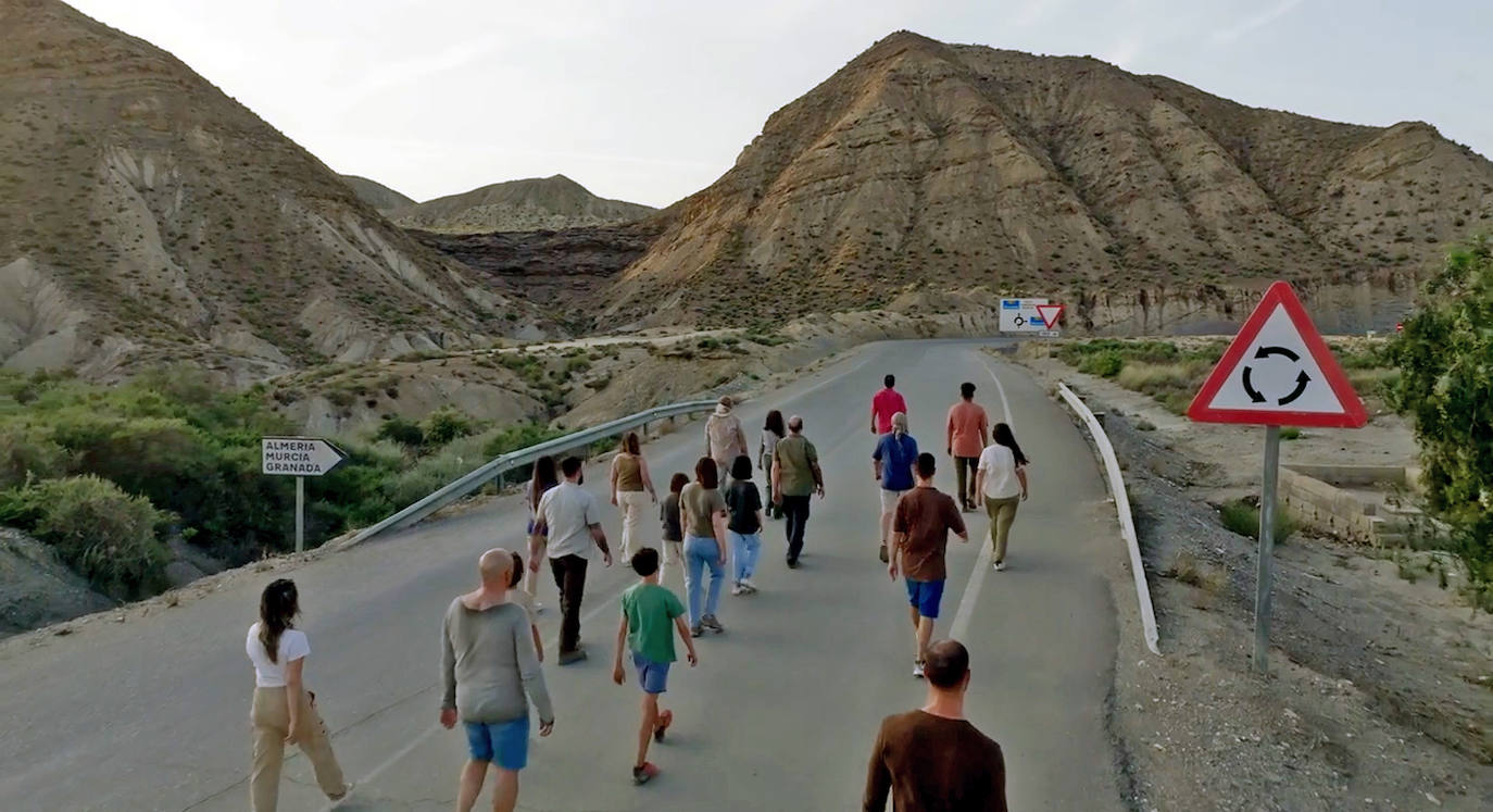 Imagen secundaria 2 - Distintas imágenes del rodaje del spot.