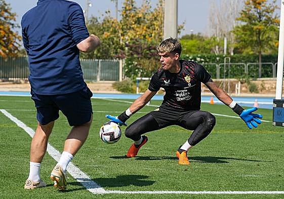 Burno en un entrenamiento con la UD Almería.