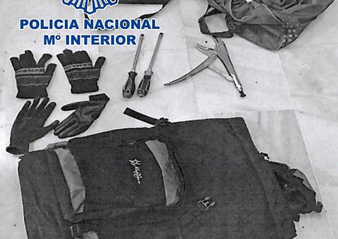 Parte del material robad.