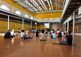 Una de las clases de la Escuela de Danza que ha comenzado en la UNIA este lunes.