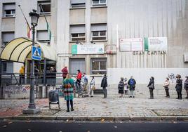 Centro de salud de Gran Capitán frente al que se produjeron los hechos.