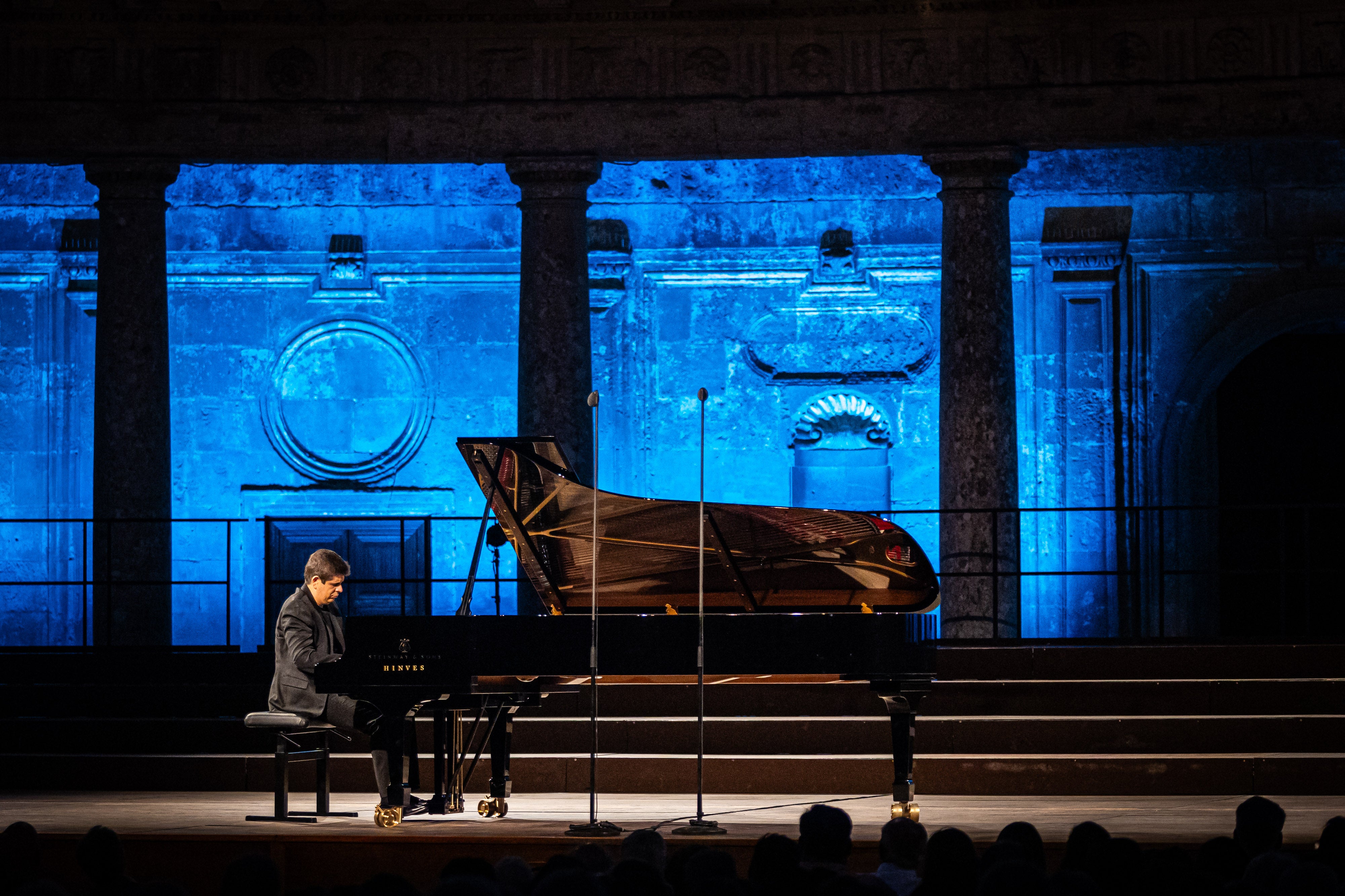 Perianes, durante su concierto en el Carlos V.