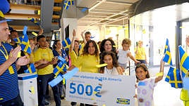 Los más madrugadores se llevaron un cheque regalo de 500 euros para gastar en la tienda