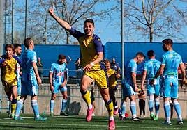 Miguel Berlanga celebrando un gol en un partido del pasado ejercicio con el filial del Alcorcón.