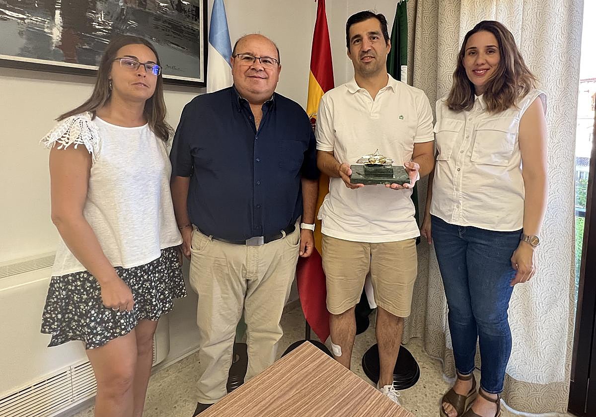 Las Jornadas Gastronómicas de la Cereza Güejareña conceden la Cereza de Oro a Pablo Pin