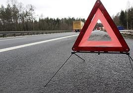 La Guardia Civil anuncia el fin de los triángulos de emergencia.