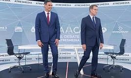 'Cara a cara en la playa'