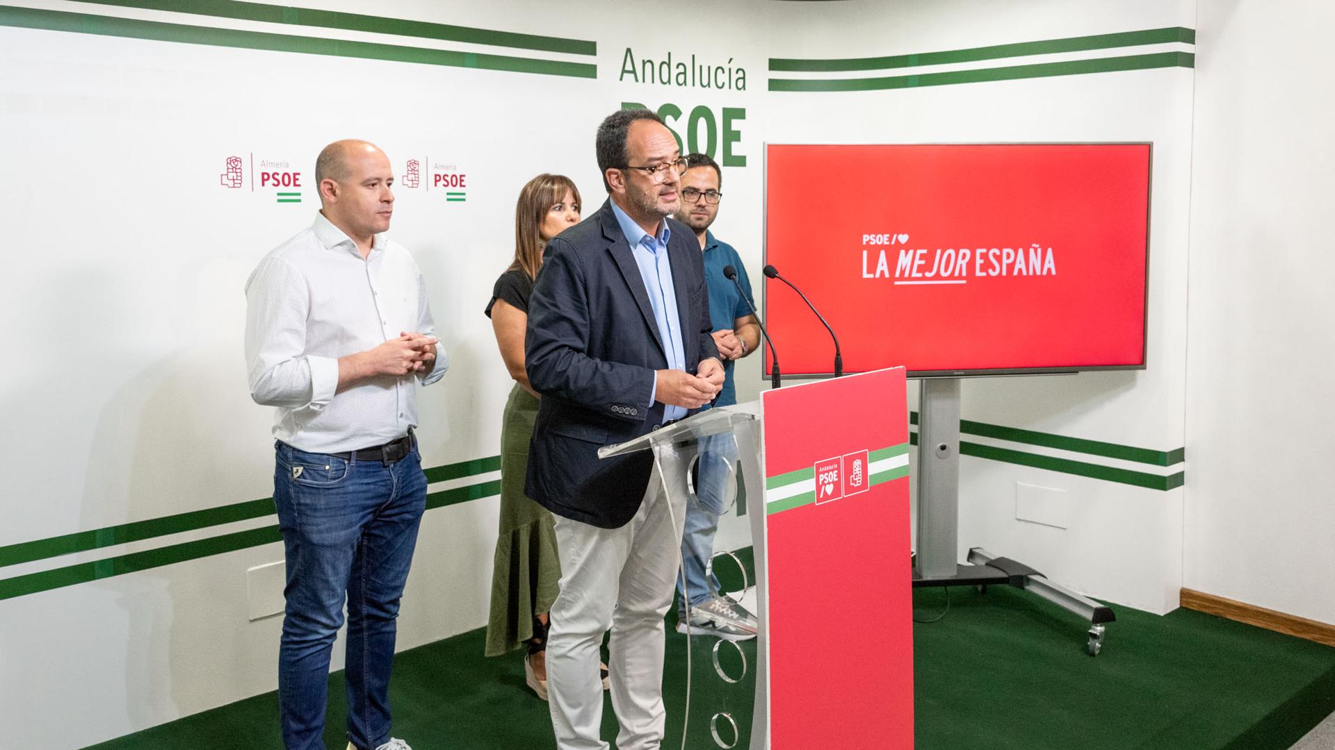 Antonio Hernando durante una rueda de prensa reciente.