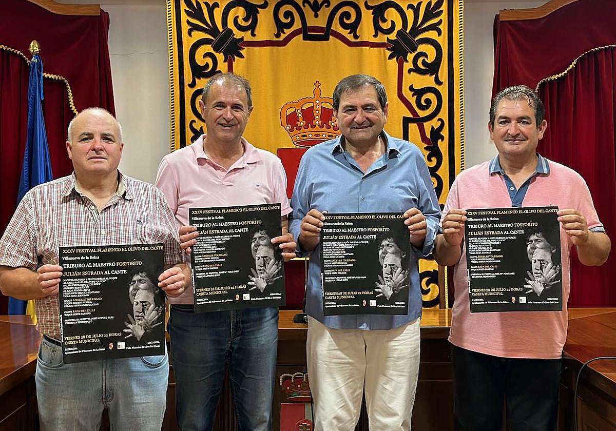 Presentación del festival en el Ayuntamiento de Villanueva de la Reina.