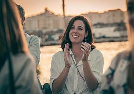 De Meer, sobre la adopción de parejas gay: «La prioridad para adoptar tiene que ser de parejas de padre y madre»