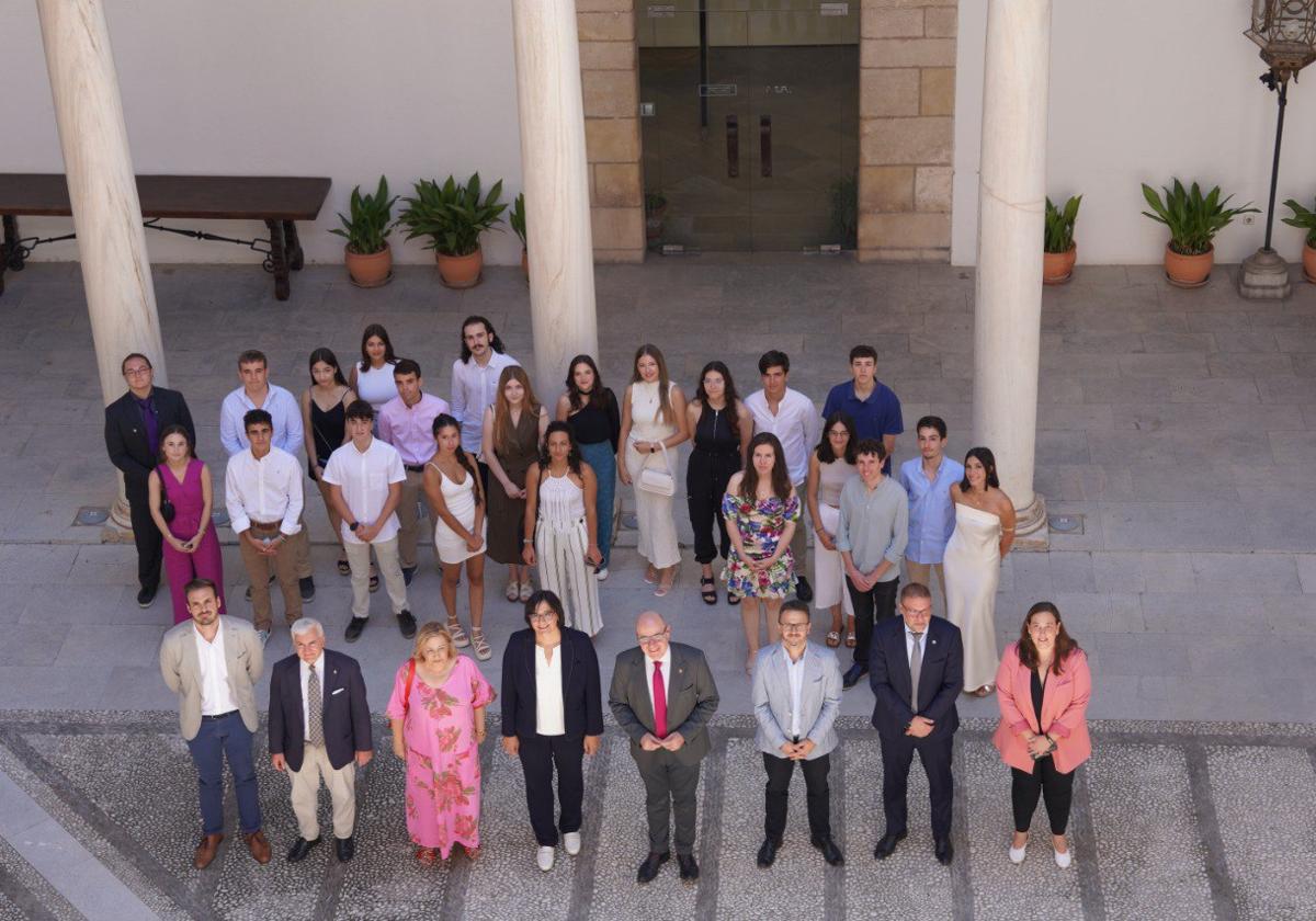 El distinguido club de los 30 mejores estudiantes de selectividad en Granada