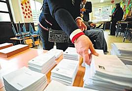 El voto por correo supera las 40.000 peticiones, el doble que en los últimos comicios.
