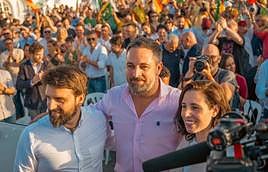 El presidente de VOX, Santiago Abascal, en el acto de inicio de precampaña en El Ejido.