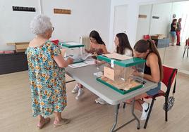 Una sede electoral en Úbeda.