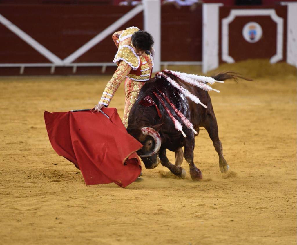 Lo mejor de la tarde de toros en Roquetas de Mar en fotos