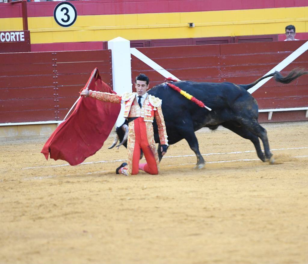 Lo mejor de la tarde de toros en Roquetas de Mar en fotos