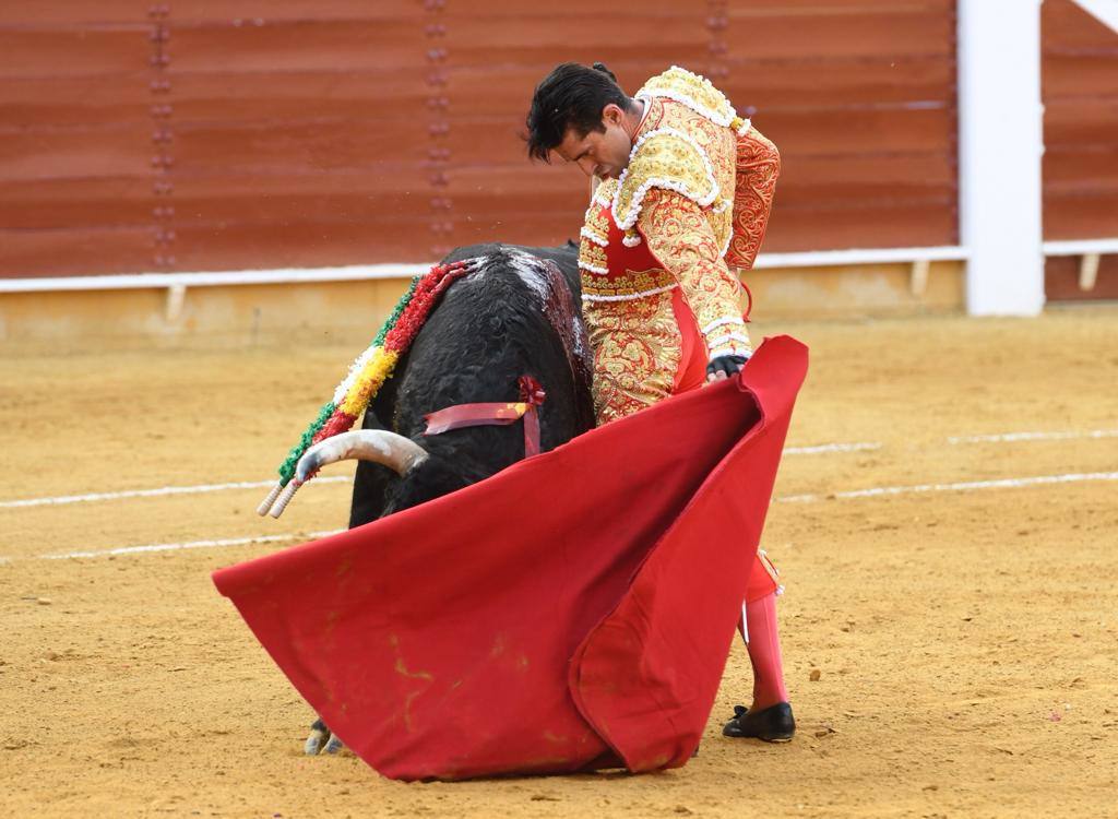 Lo mejor de la tarde de toros en Roquetas de Mar en fotos