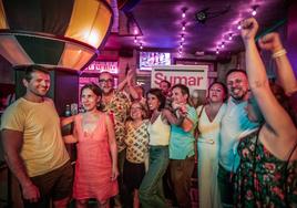 Sumar celebra los resultados en el Pub Sin Rumbo.