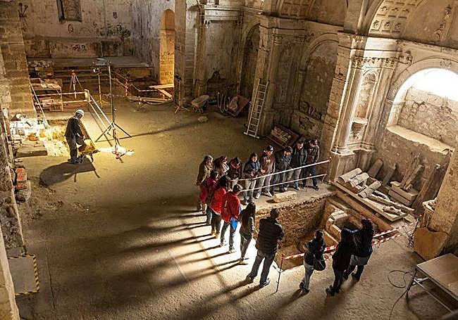 Visita a la antigua iglesia de San Lorenzo, en Úbeda.